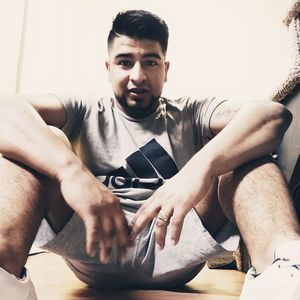 Meet your Posher, Leo